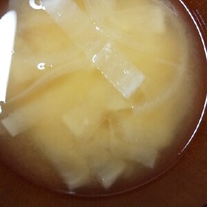 大根と新玉葱と白菜のお味噌汁(^^)